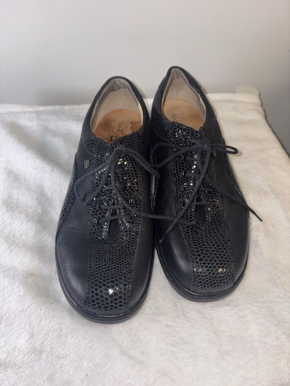Finn Comfort Black Snake Print Oxford Shoes Sz 4.5C / 7 US
